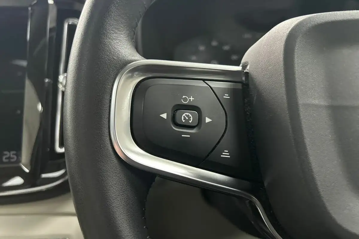2019-volvo-xc40-20-t5-inscription-pro-big-7