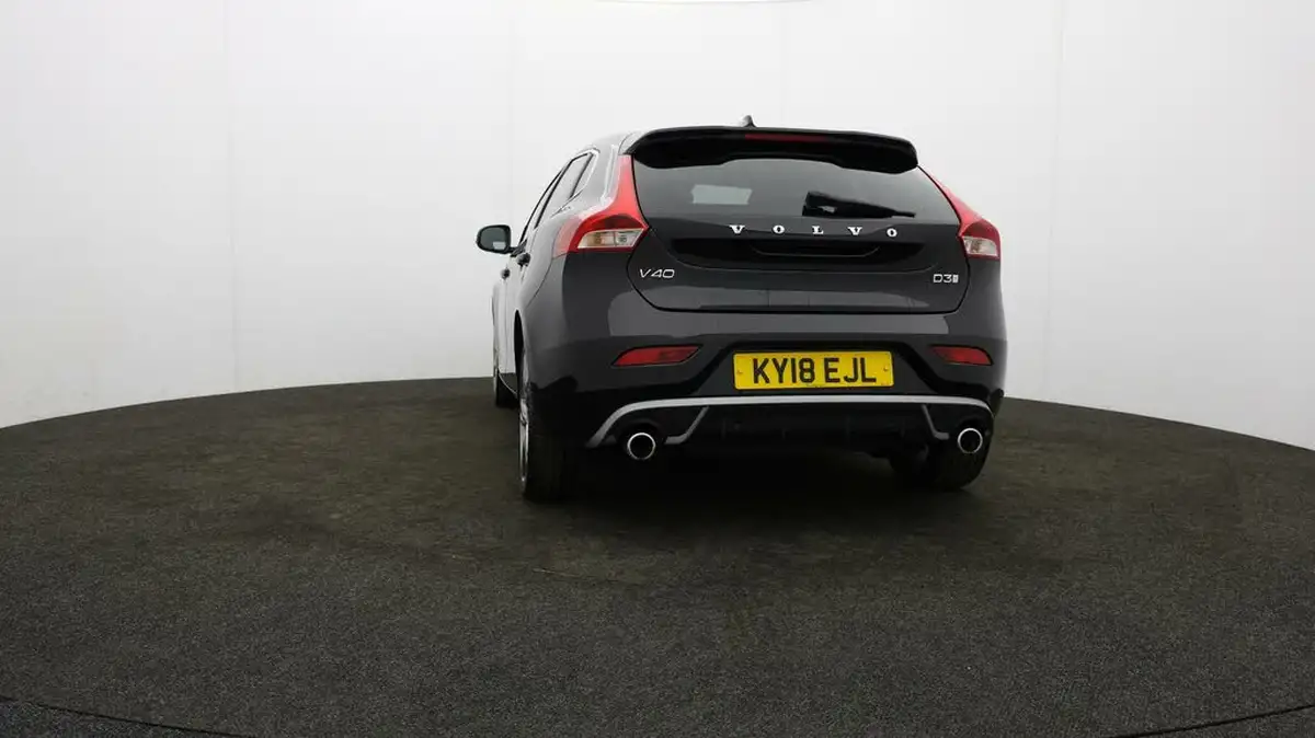 2018-volvo-v40-20td-d3-r-design-pro-big-73