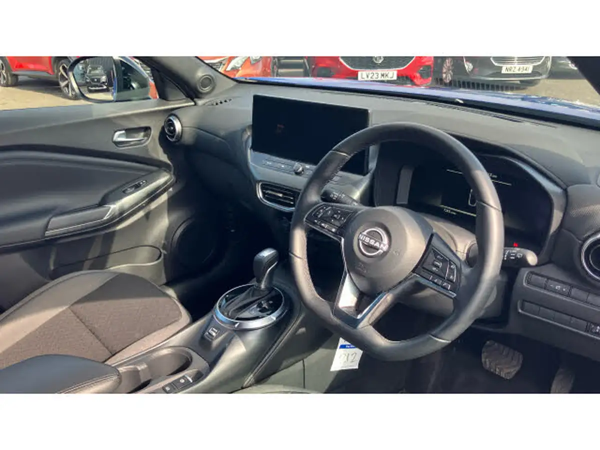 2024-nissan-juke-16-hybrid-n-connecta-big-10