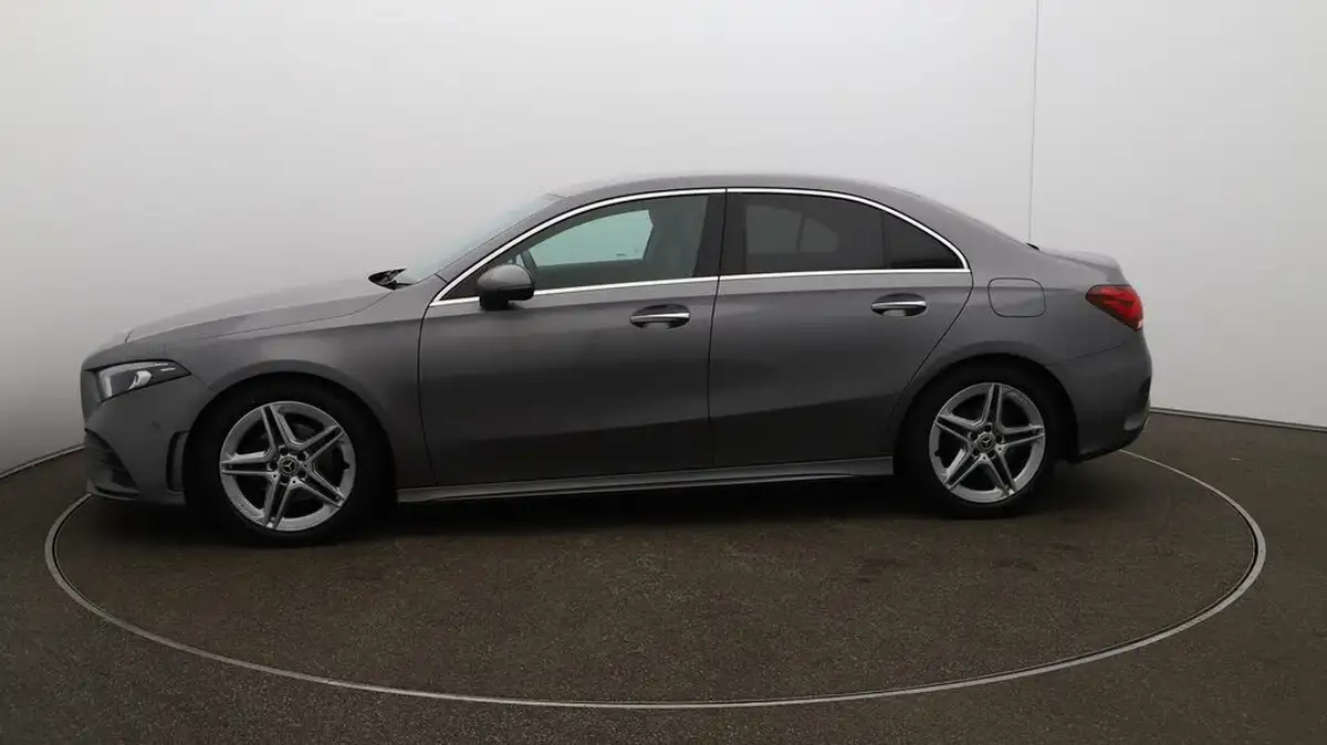 2019-mercedes-benz-a-class-15d-a180d-amg-line-premium-saloon-4d-7g-dct-big-4