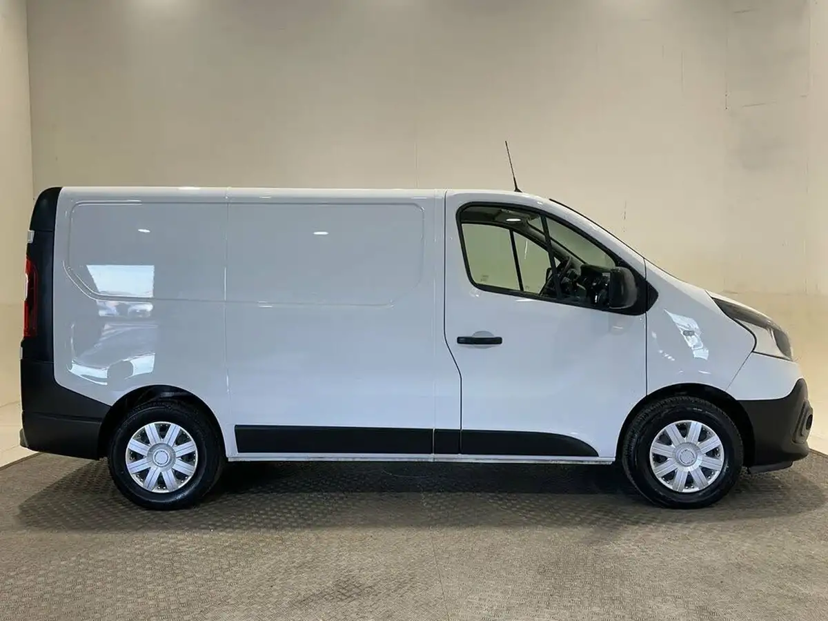 2021-renault-trafic-20dci-sl28-energy-120-business-big-23