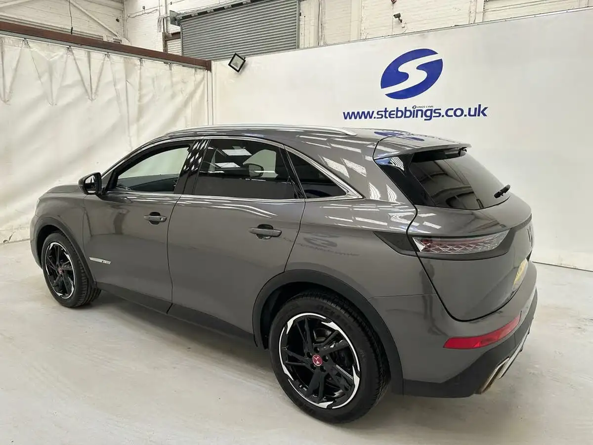 2018-ds-ds-7-crossback-16-puretech-performance-line-225ps-big-4
