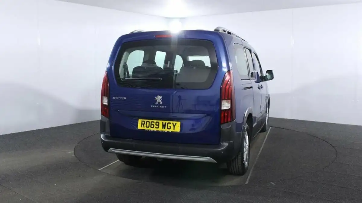 2019-peugeot-rifter-15-bluehdi-allure-100bhp-long7-seats-big-6