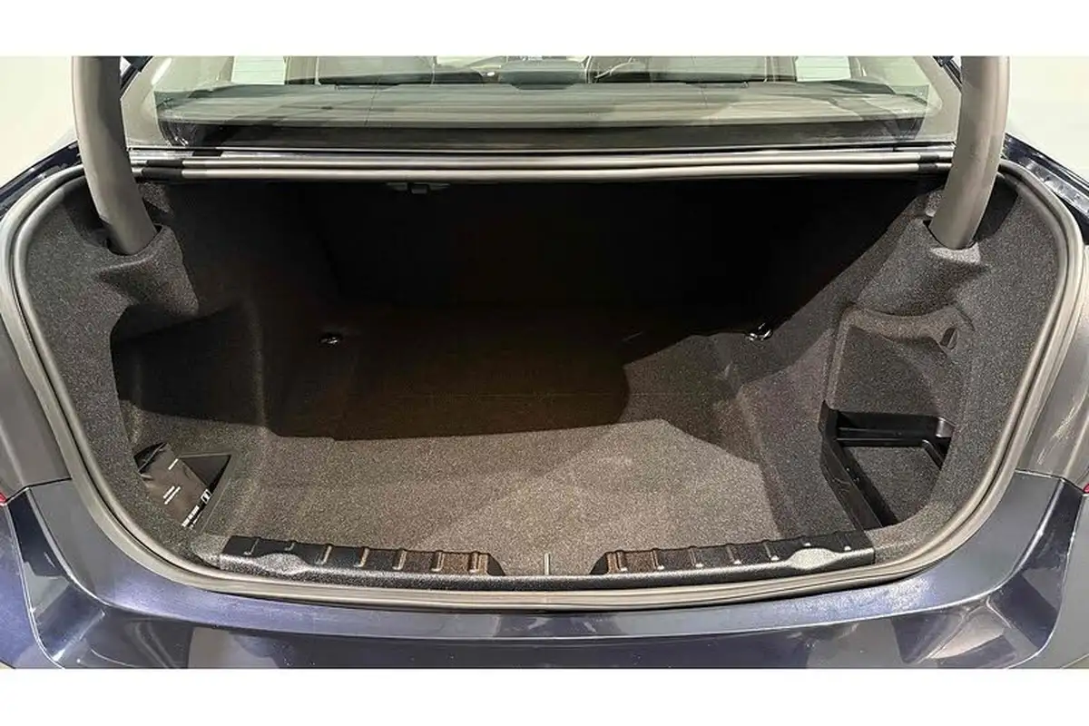 2015-bmw-3-series-20-320i-se-ss-saloon-4d-1997cc-auto-big-14