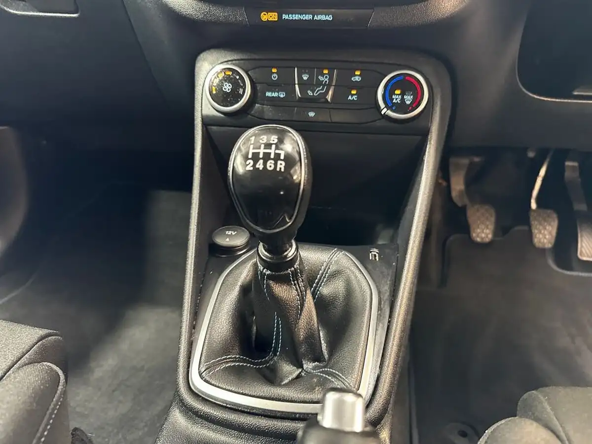 2022-ford-fiesta-10t-active-125ps-hybrid-mhev-big-21