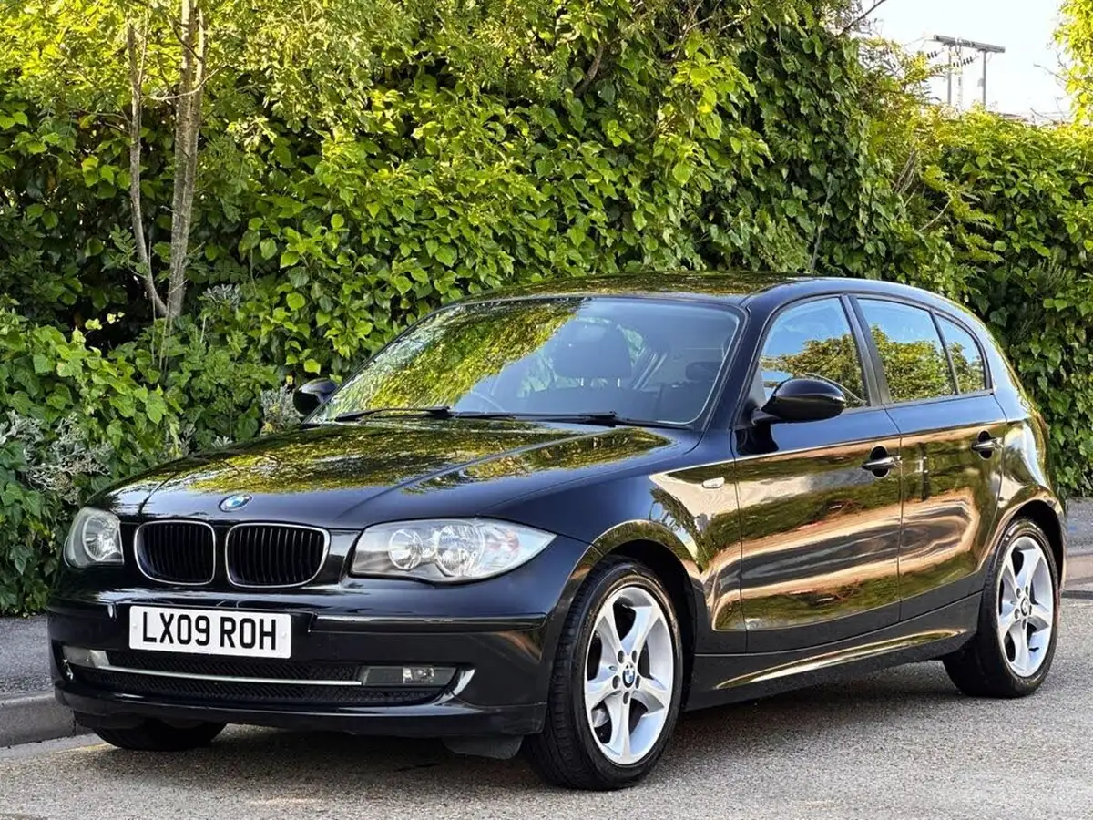 2009-bmw-1-series-20td-118d-edition-es-5d-big-3