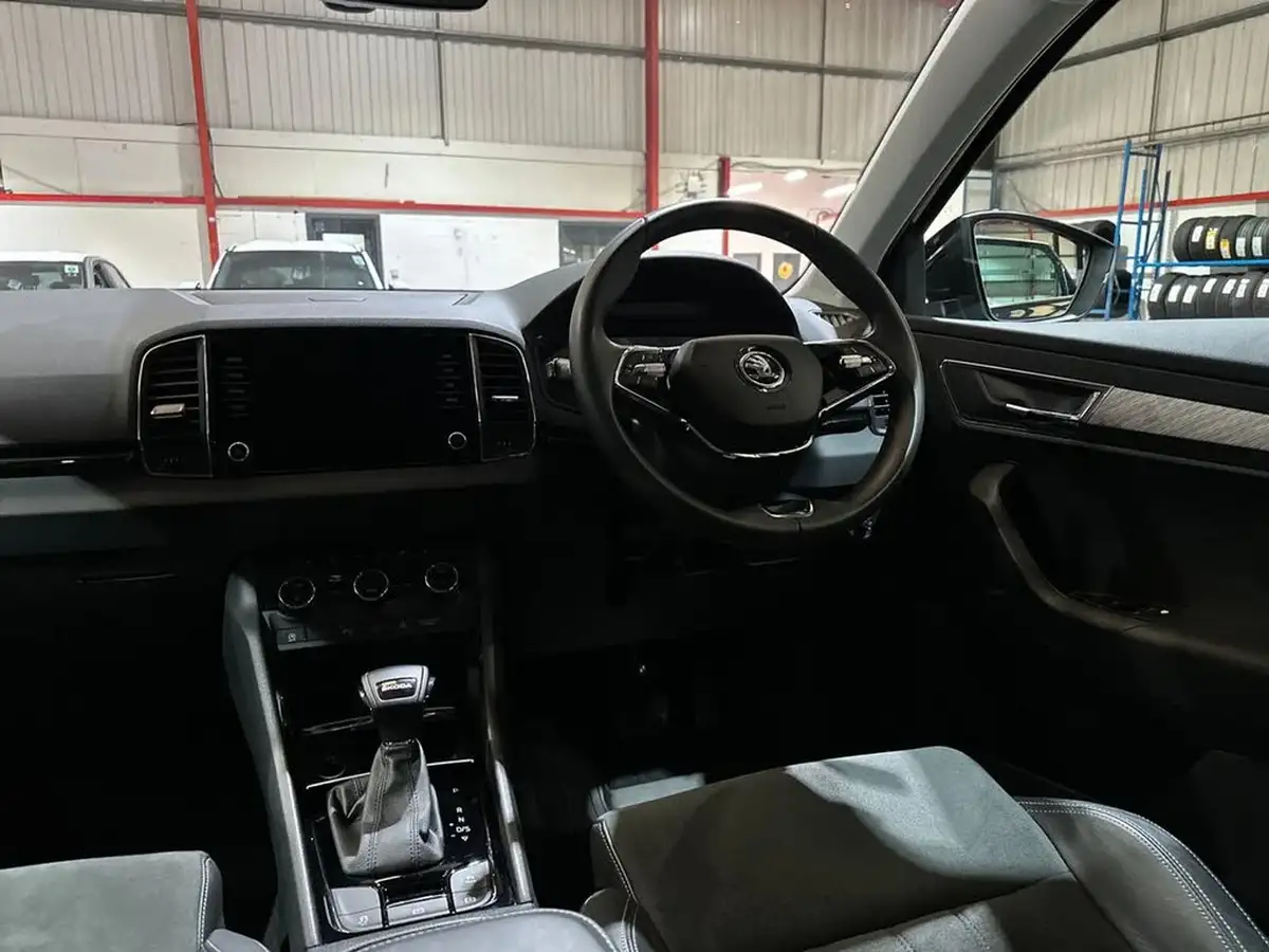 2023-skoda-karoq-15-tsi-se-l-dsg-big-37