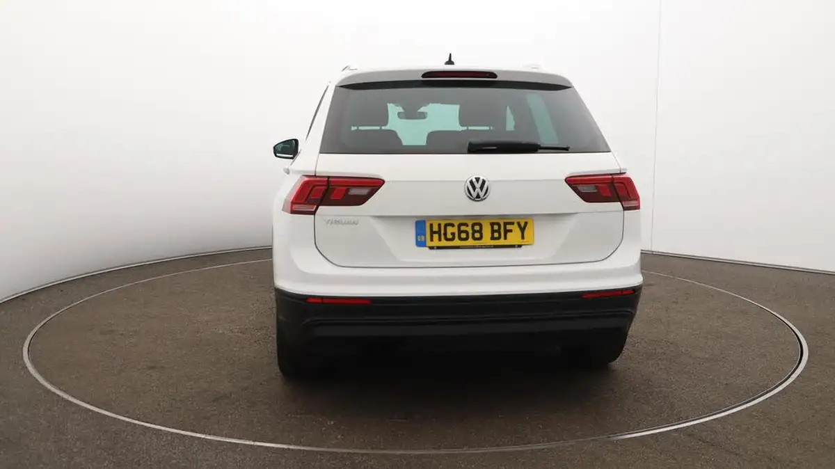 2018-volkswagen-tiguan-14-tsi-se-navigation-125ps-ss-big-58