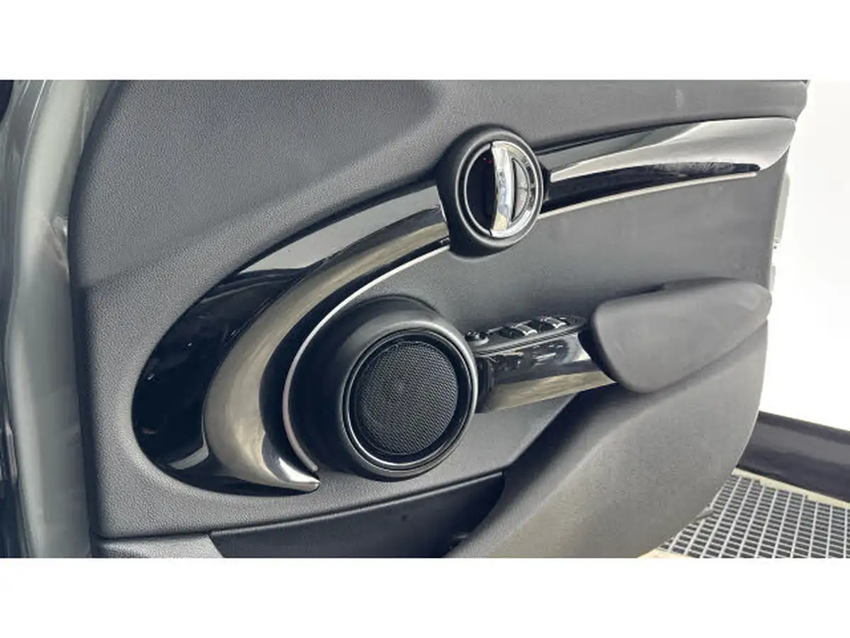 2022-mini-cooper-15-one-classic-5d-big-28