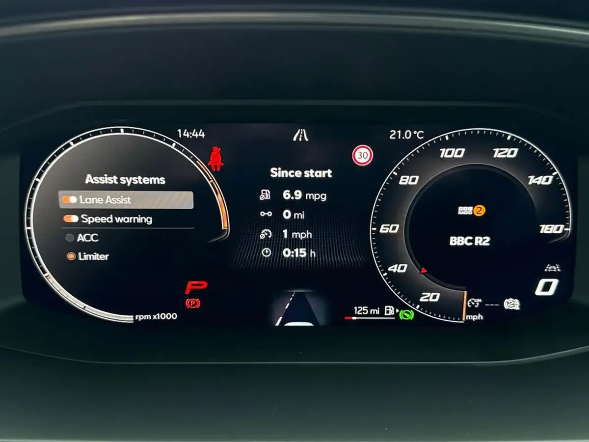 2025-cupra-formentor-15-etsi-v2-big-37