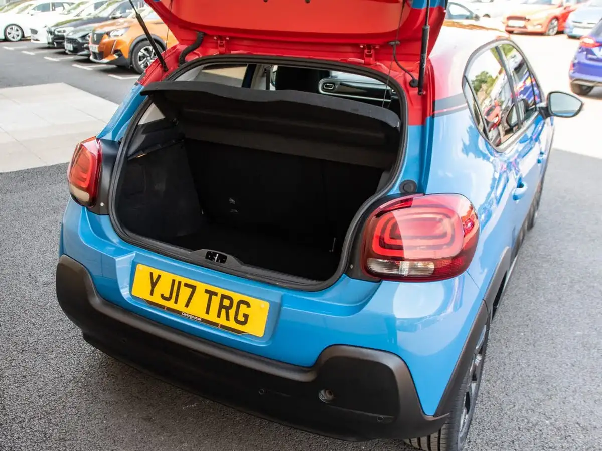 2017-citroen-c3-12-puretech-flair-110ps-ss-eat6-big-35
