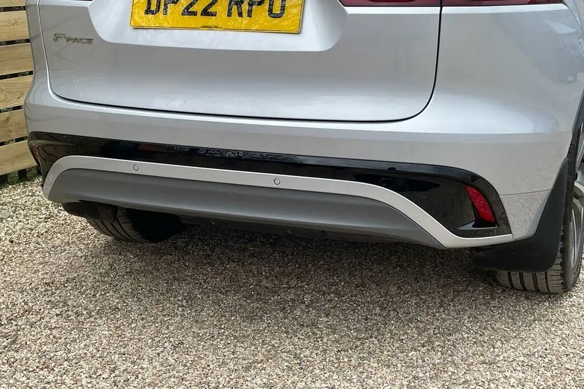 2022-jaguar-f-pace-20-d200-r-dynamic-hse-big-16