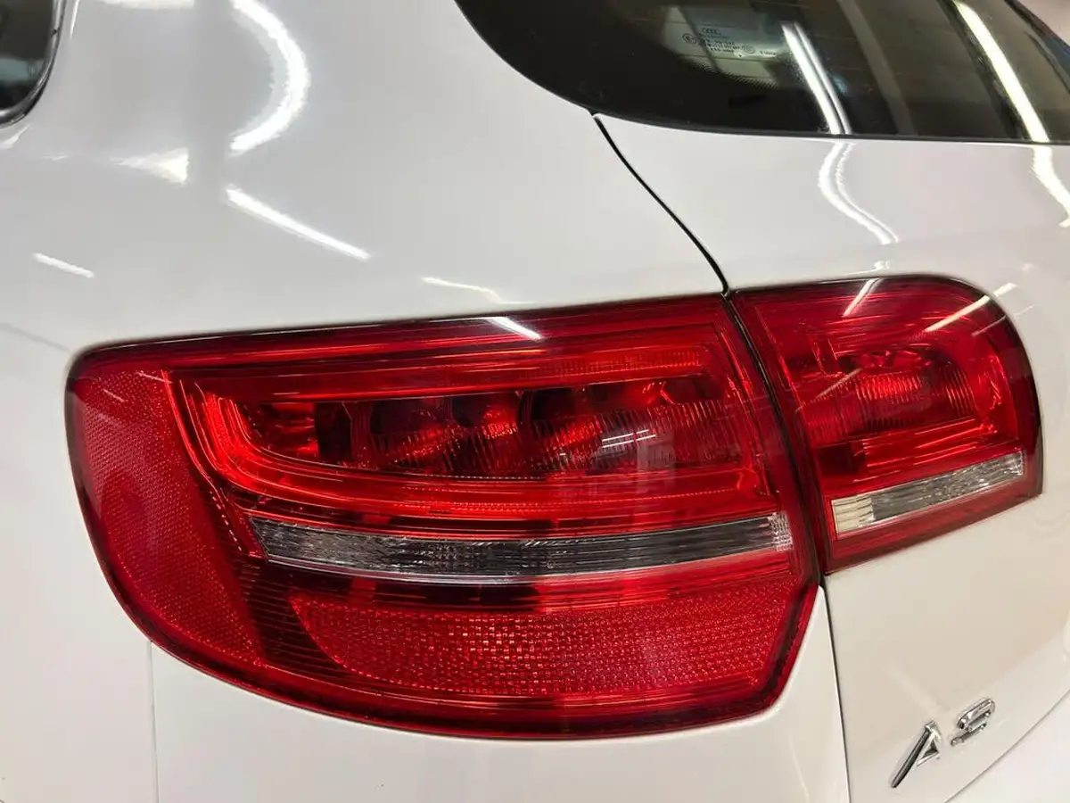 2009-audi-a3-16-se-sportback-5d-big-9