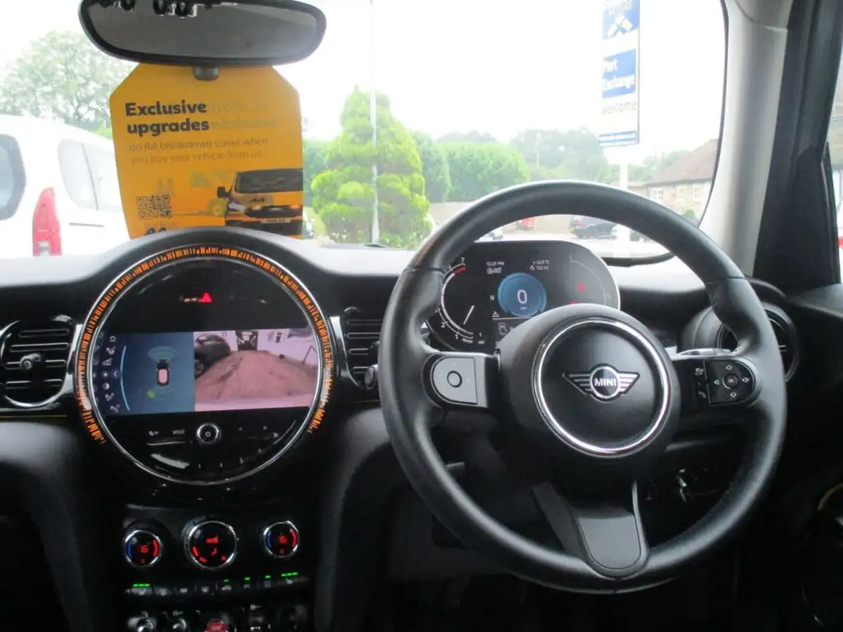 2021-mini-cooper-15-cooper-classic-hatchback-5d-big-2