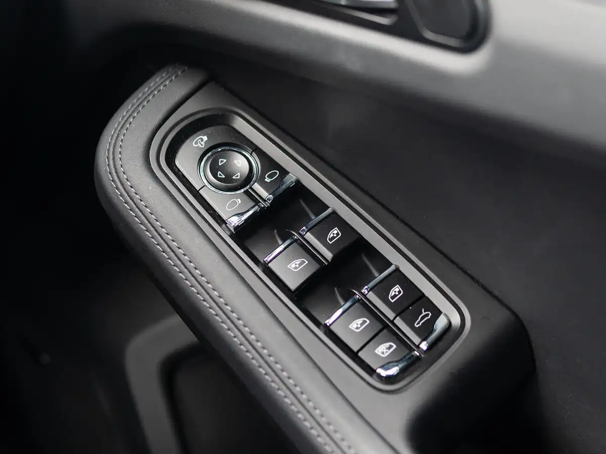 2023-porsche-macan-29-v6-gts-big-22