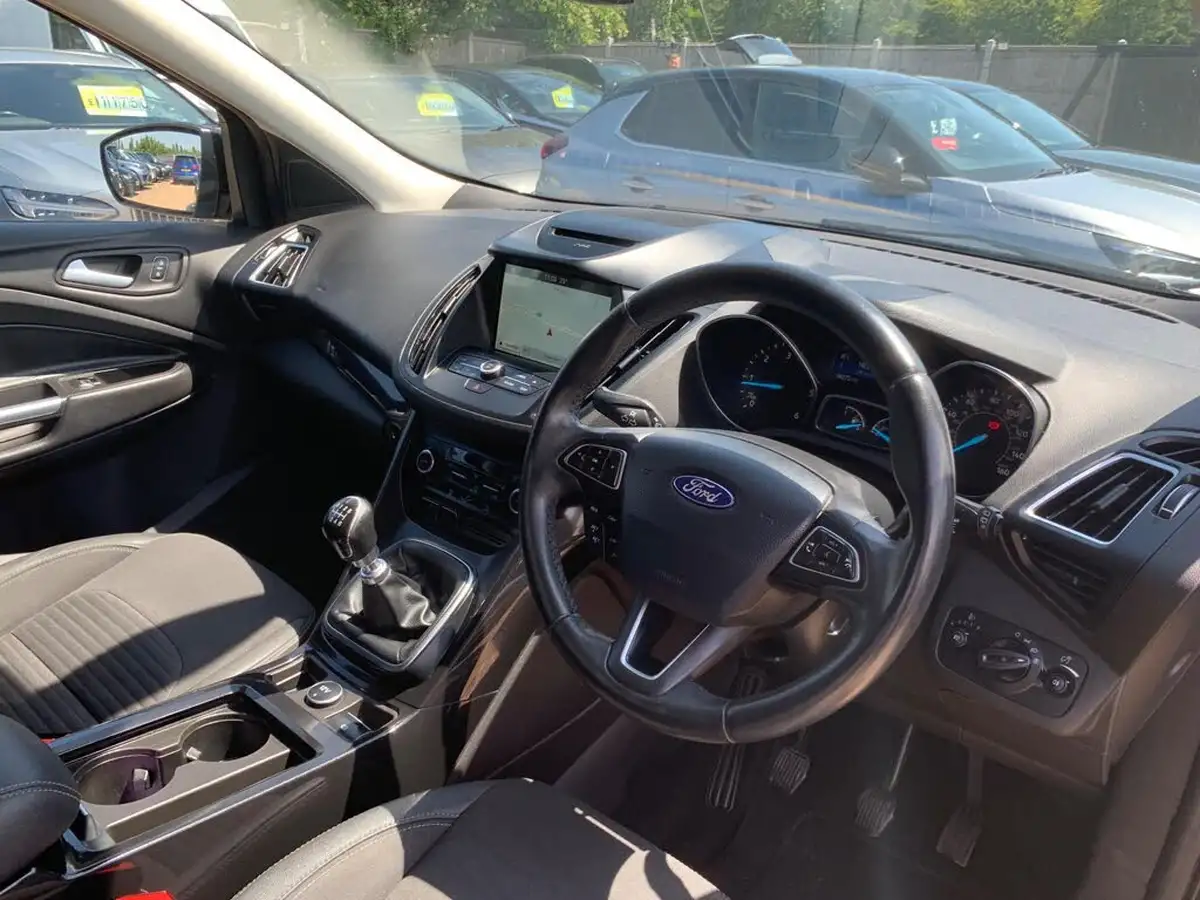 2018-ford-kuga-15tdci-titanium-big-10