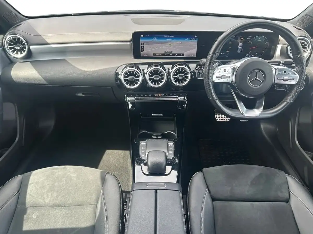 2022-mercedes-benz-a-class-13-a200-amg-line-premium-edition-hatchback-5d-7g-dct-big-9