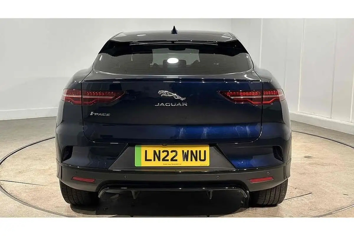 2022-jaguar-i-pace-ev400-se-big-9