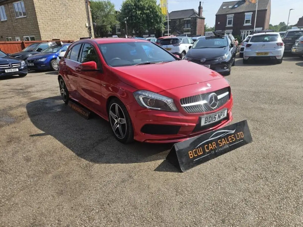 2015-mercedes-benz-a-class-20-a250-engineered-by-amg-211ps-4matic-big-1