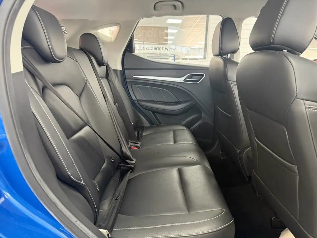 2020-mg-zs-suv-10t-gdi-exclusive-111ps-big-4