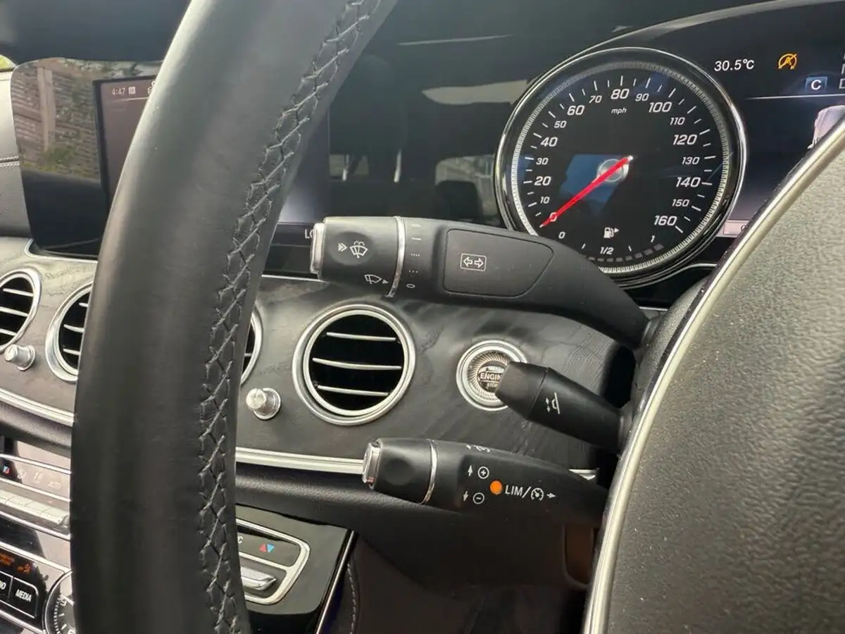 2016-mercedes-benz-e-class-20d-e220d-amg-line-premiumss-saloon-4d-big-16