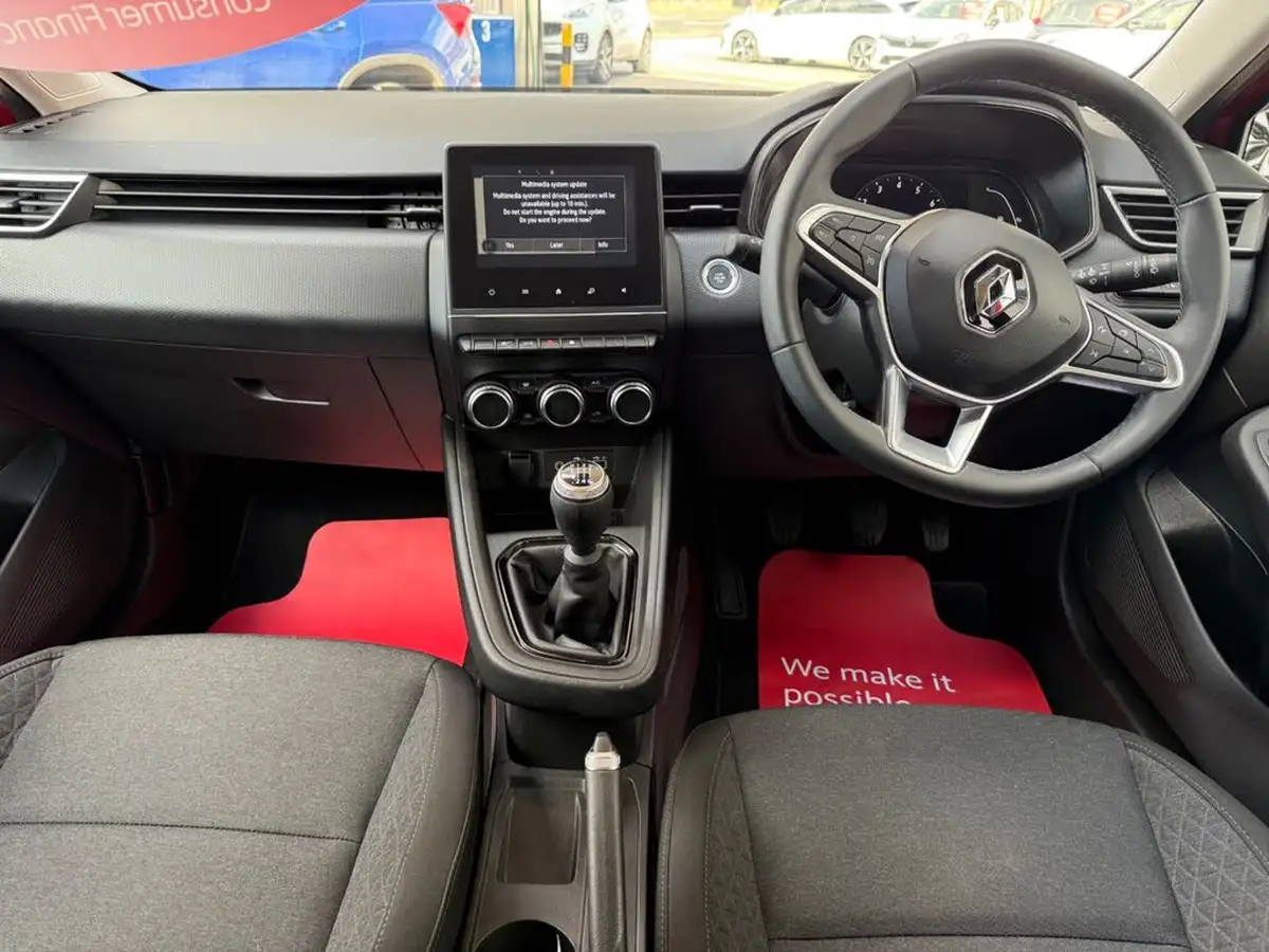 2023-renault-clio-10-tce-evolution-big-13