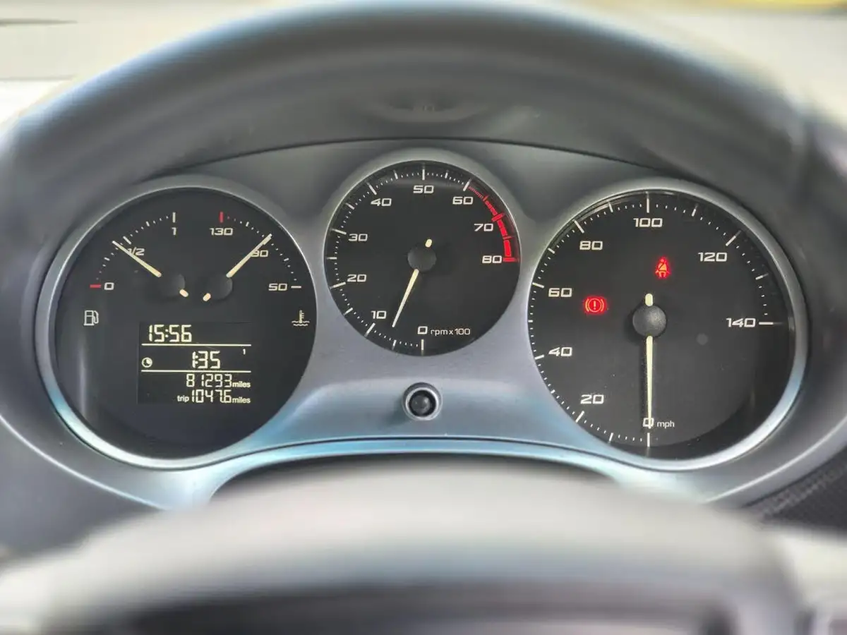 2010-seat-leon-14-se-big-16