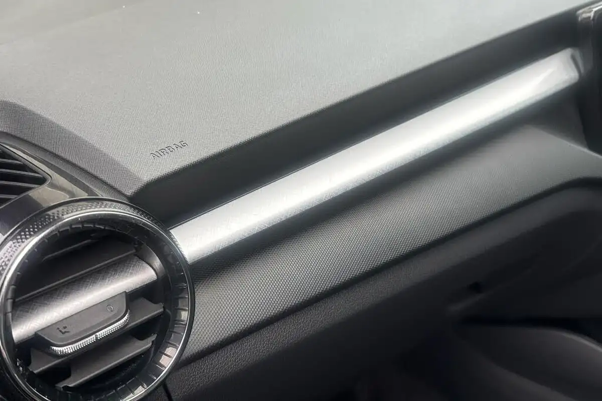 2023-skoda-fabia-10-mpi-colour-edition-big-14