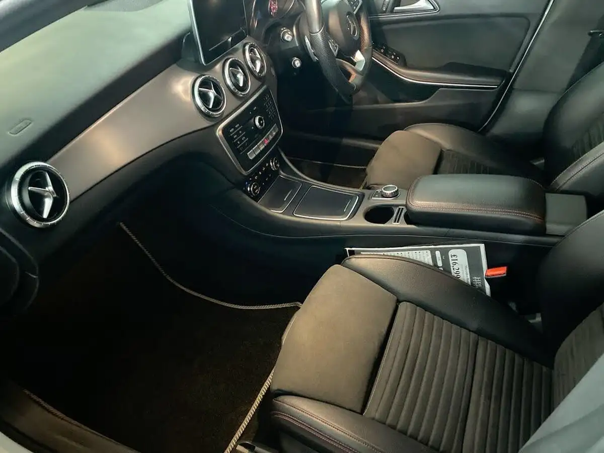 2018-mercedes-benz-cla-16-cla-180-amg-line-coupe-4d-7g-dct-big-16