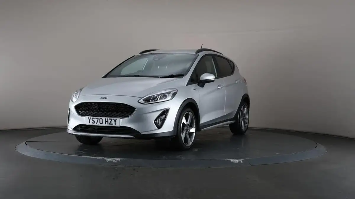 2020-ford-fiesta-big-46