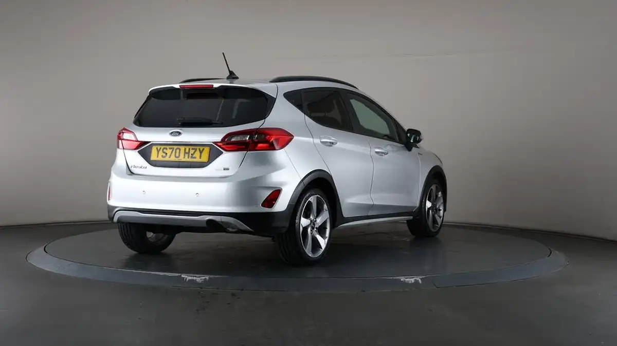 2020-ford-fiesta-big-70