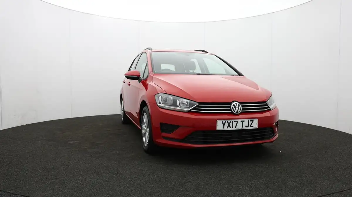 2017-volkswagen-golf-sv-16tdi-se-110ps-bmtss-big-53