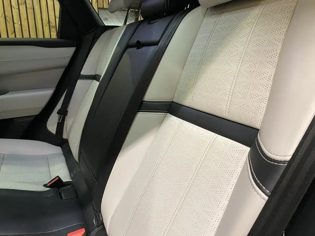 2018-land-rover-range-rover-velar-20-d240-r-dynamic-hse-big-70
