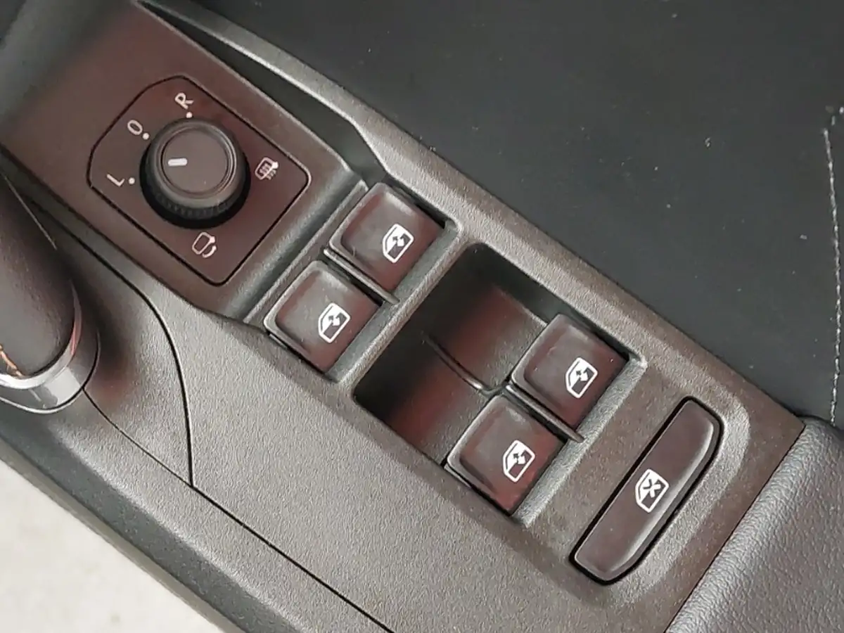 2024-mg-mg3-15-vti-tech-exclusive-nav-big-11