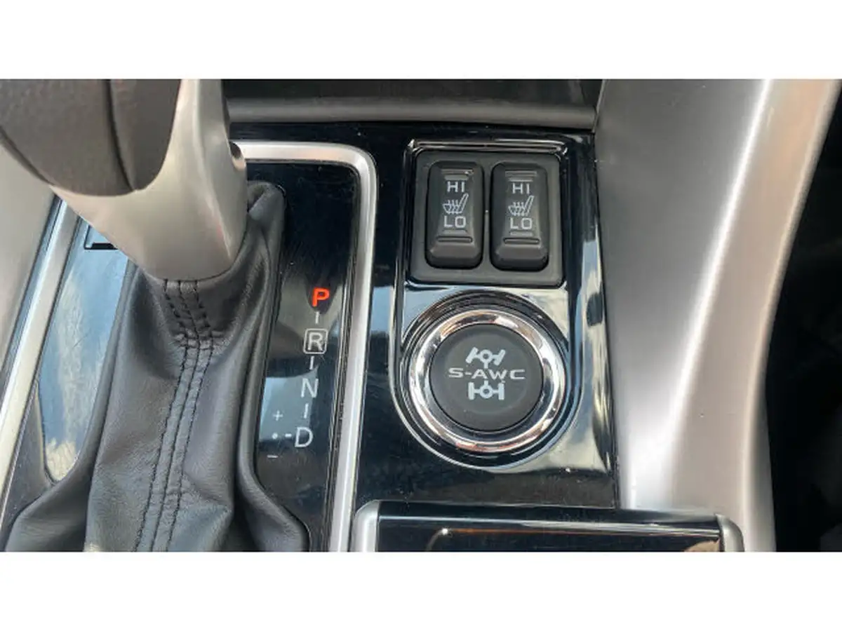 2019-mitsubishi-eclipse-cross-15-4-auto-big-27