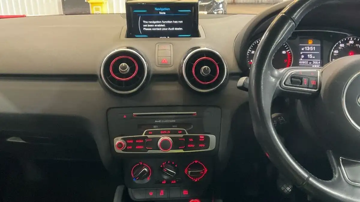 2015-audi-a1-14-125ps-ss-sportback-5d-1395cc-big-10