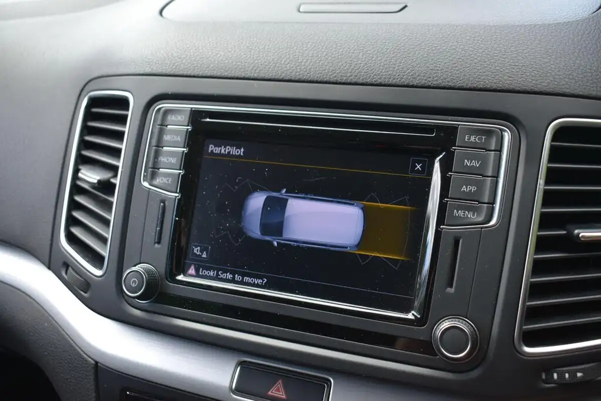 2021-volkswagen-sharan-14-tsi-se-nav-dsg-big-22