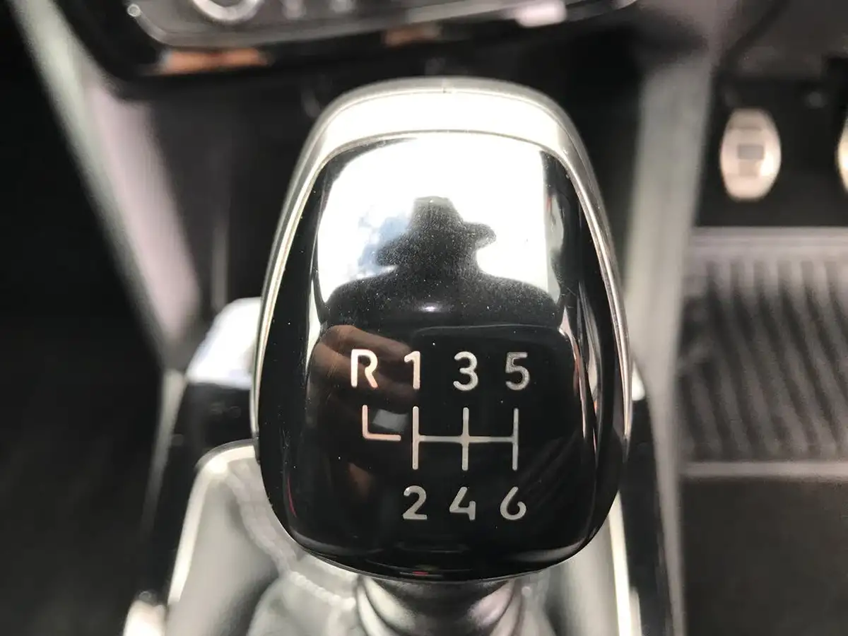2022-vauxhall-mokka-12-sri-premium-130ps-big-17