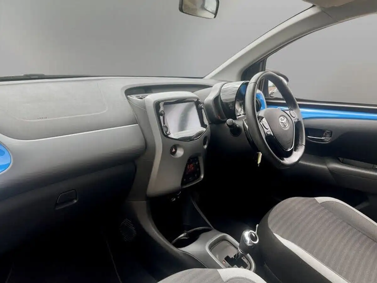 2020-toyota-aygo-10-vvt-i-x-trend-x-shift-big-32