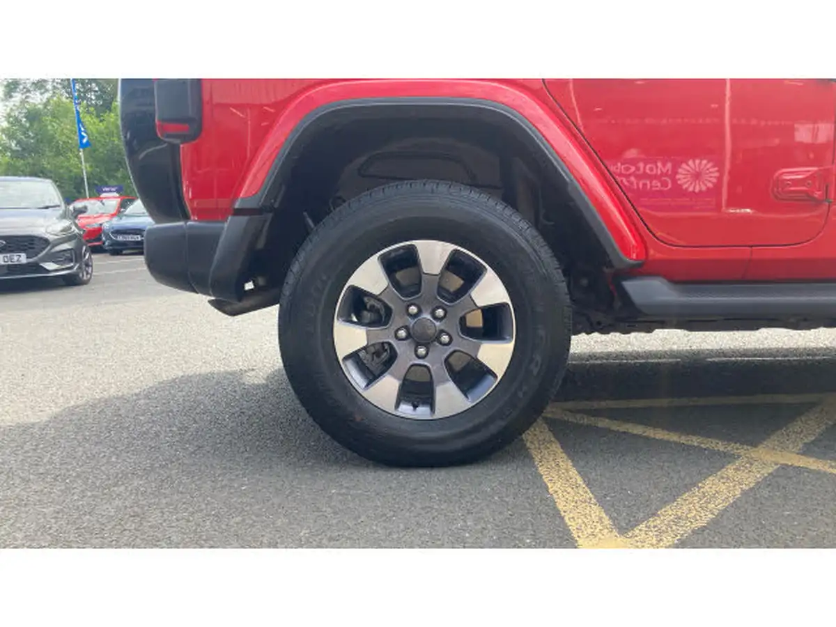2021-jeep-wrangler-20-gme-overland-5d-big-29
