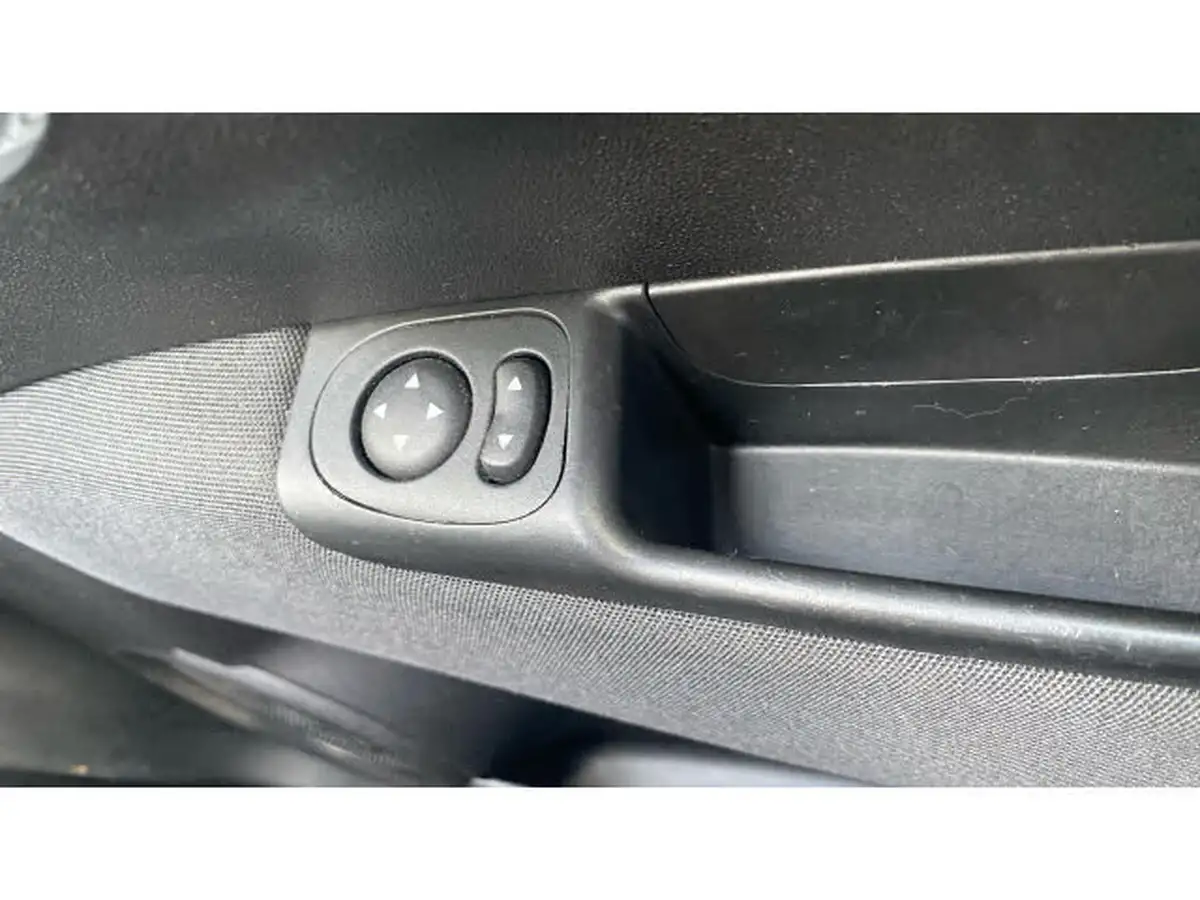 2018-abarth-595-14-tjet-big-20