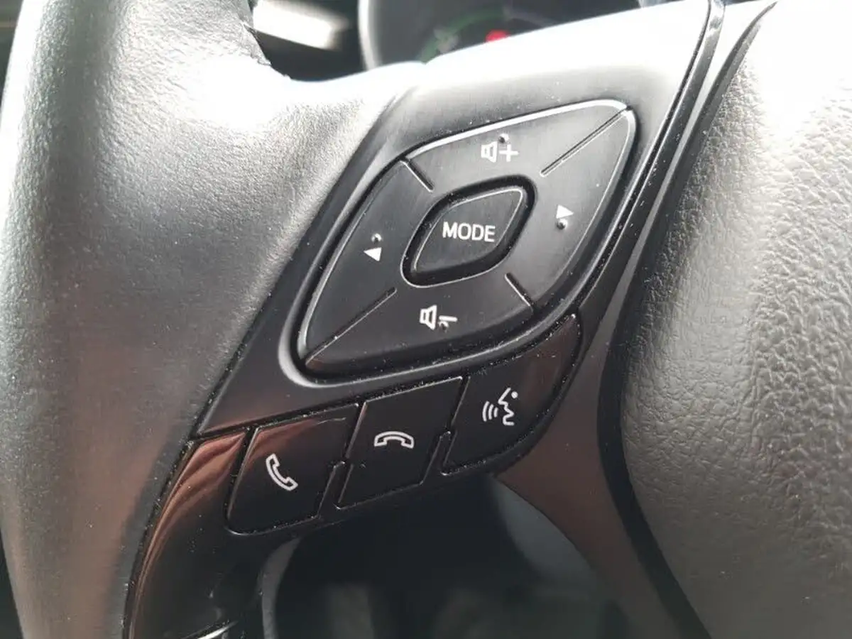 2022-toyota-c-hr-18-vvt-i-excel-big-13