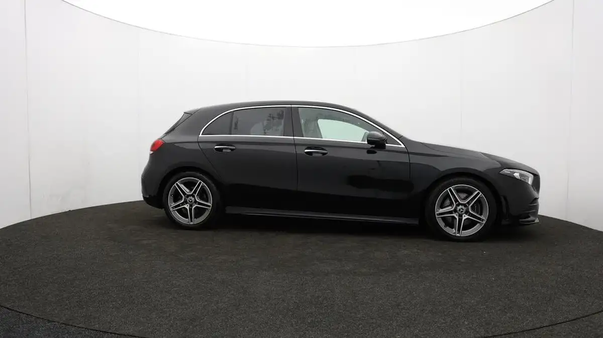 2019-mercedes-benz-a-class-20-a220-amg-line-premium-plus-hatchback-5d-4matic-big-44