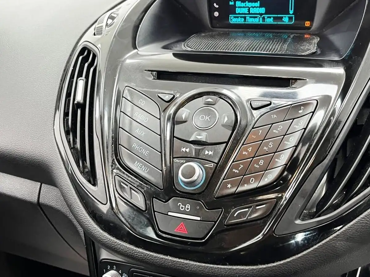 2015-ford-b-max-10-zetec-100ps-big-16