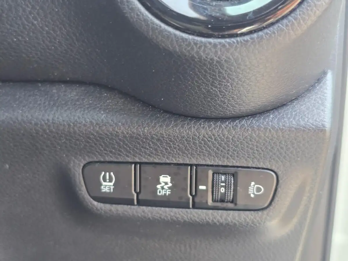 2018-kia-picanto-125-2-84bhp-adap-auto-big-23