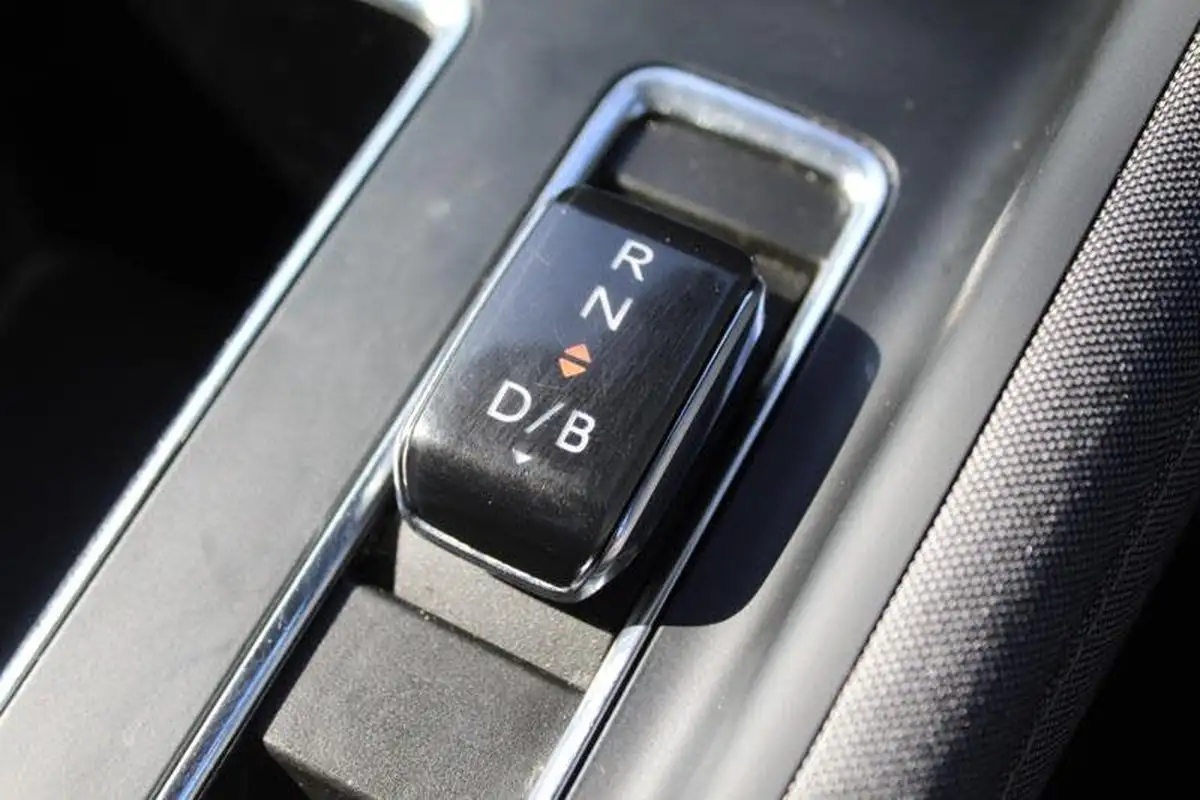 2021-skoda-enyaq-e-60-62-kwh-big-27