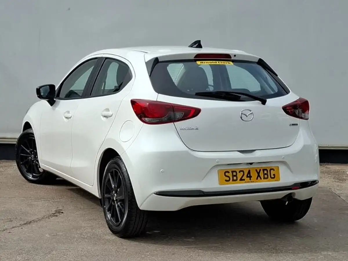 2024-mazda-mazda2-15-e-skyactiv-g-homura-big-1