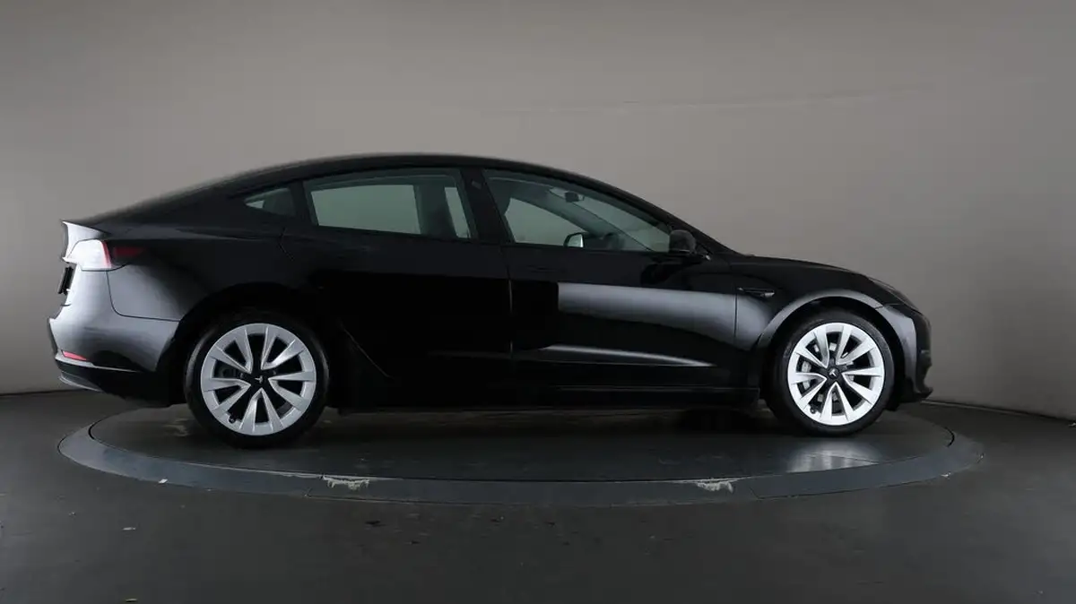 2021-tesla-model-3-e-long-range-4x4-big-60