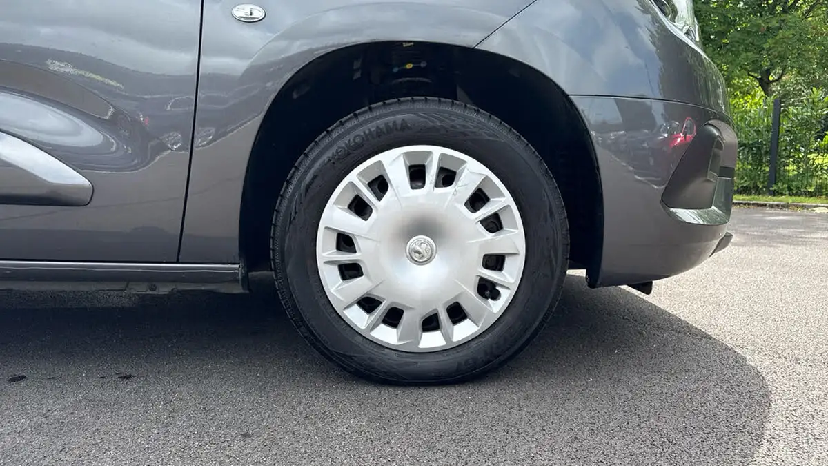 2023-vauxhall-combo-15cdti-pro-2300-100pseu6d-pro-l1h1-big-19