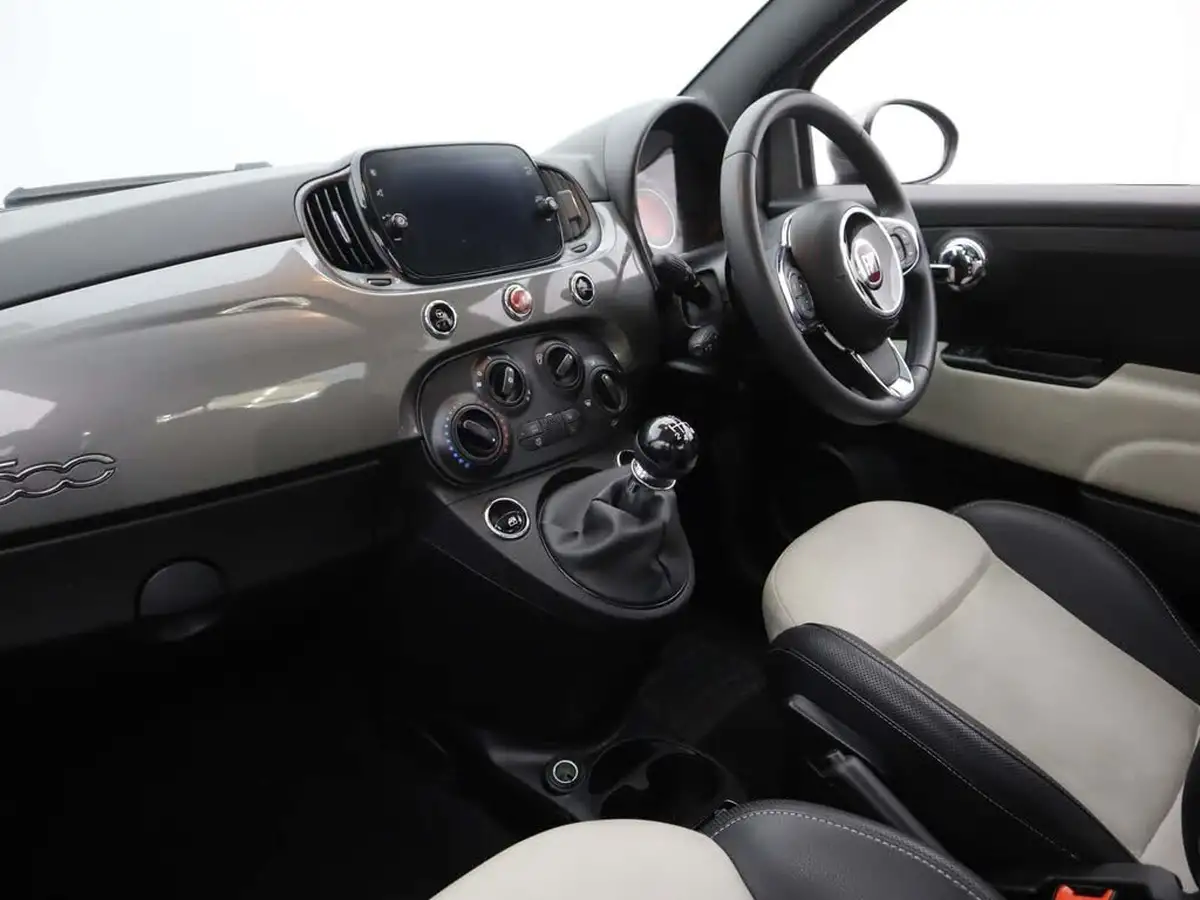 2022-fiat-500-10-dolcevita-big-12
